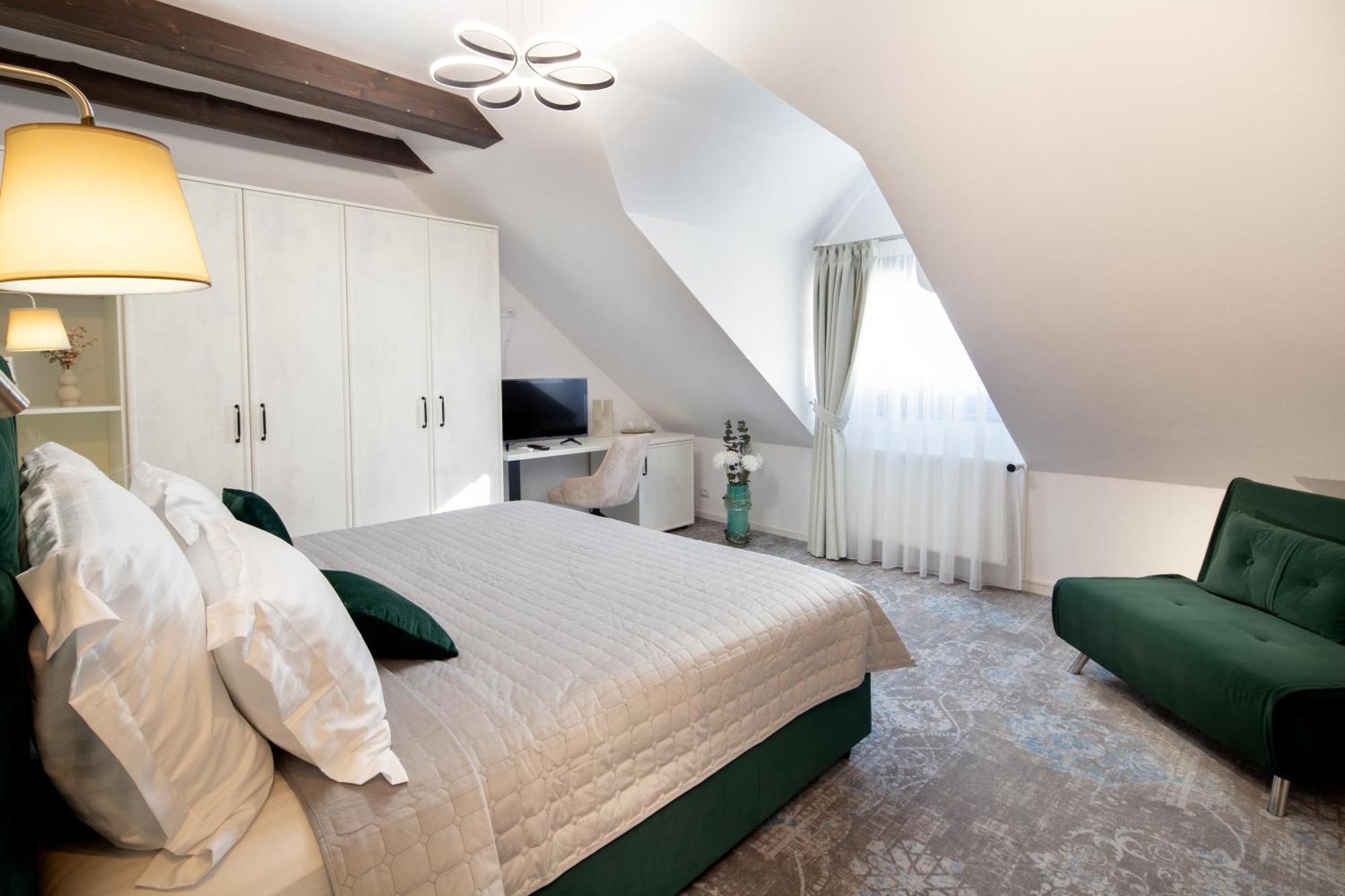 Casa Renium Hotel Sibiu Exterior photo
